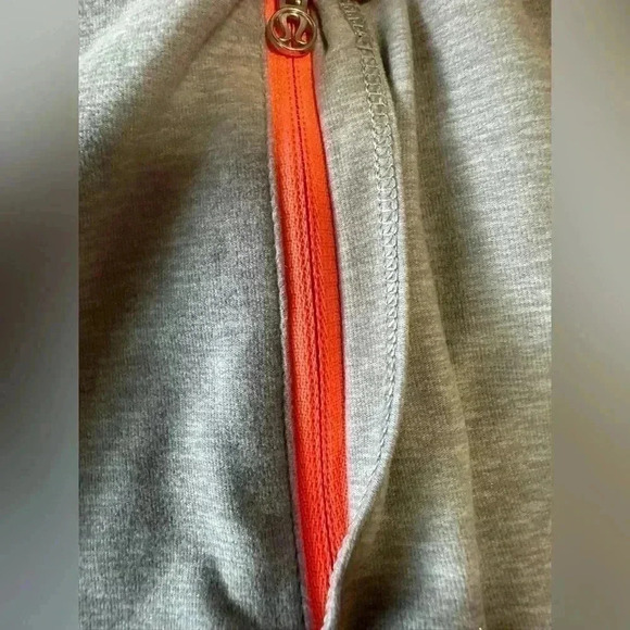 Lululemon Forthright gray 1/2 zip pullover - Picture 7 of 9